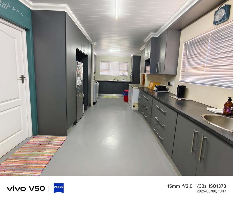 4 Bedroom Property for Sale in Hartenbos Heuwels Western Cape